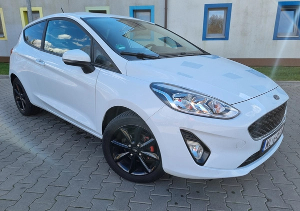 Ford Fiesta cena 36900 przebieg: 61500, rok produkcji 2018 z Brzostek małe 667